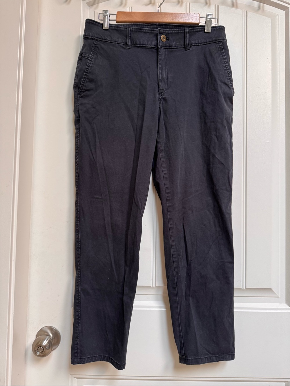 The North Face Women's Low Rise Cotton Blend Stretch Pants in Faded Black. 6
